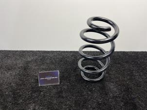 New Front spring screw Audi A4 (B8) 1.8 TFSI 16V Price € 30,00 Inclusive VAT offered by Van Kronenburg Engines
