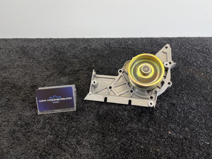 Nya Vattenpump Audi A6 (C5) 3.0 V6 30V Pris € 30,00 Inklusive moms erbjuds av Van Kronenburg Engines