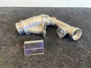 Gebrauchte Turbo Rohr Volkswagen Crafter (SY) 2.0 TDI Preis € 120,00 Mit Mehrwertsteuer angeboten von Van Kronenburg Engines