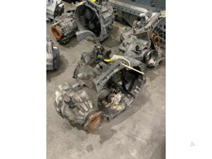 Gebrauchte Getriebe Audi A3 Preis € 157,30 Mit Mehrwertsteuer angeboten von Van Kronenburg Engines