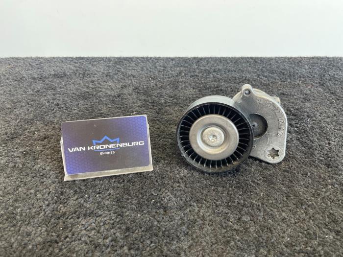 Usados Rodillo tensor correa múltiple Mercedes C (W204) 1.8 C-180 CGI 16V Precio € 39,94 IVA incluido ofrecido por Van Kronenburg Engines