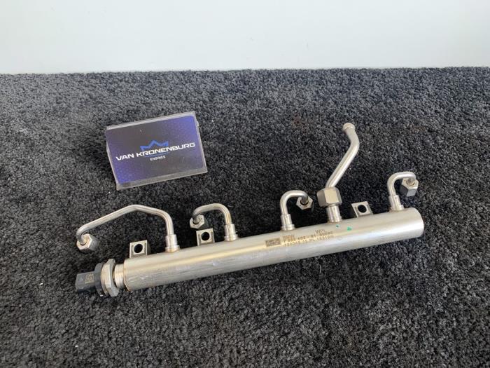 Usagé Système d'injection BMW 5 serie (F10) M5 V8 32V TwinPower Turbo Prix € 150,00 Prix TTC proposé par Van Kronenburg Engines
