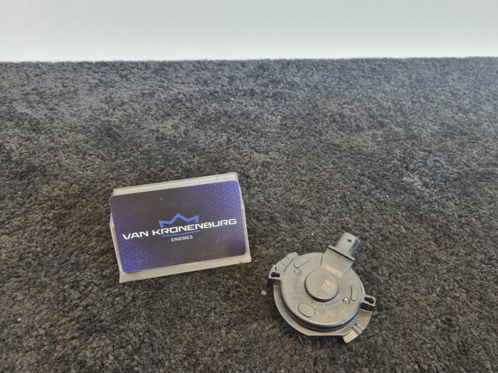 Nockenwelle Sensor van een BMW X1 (F48) sDrive 20i 2.0 16V Twin Power Turbo Van 2014