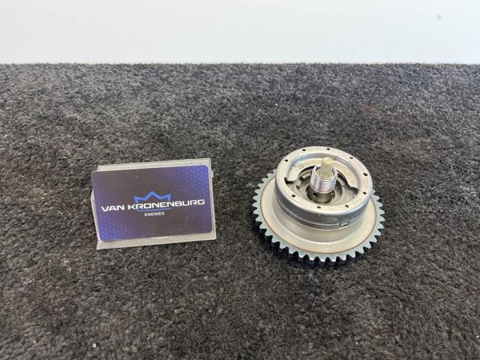 Gebrauchte Nockenwelle Verstellung Mercedes A (W176) 2.0 A-45 AMG Turbo 16V 4-Matic Preis € 150,00 Mit Mehrwertsteuer angeboten von Van Kronenburg Engines