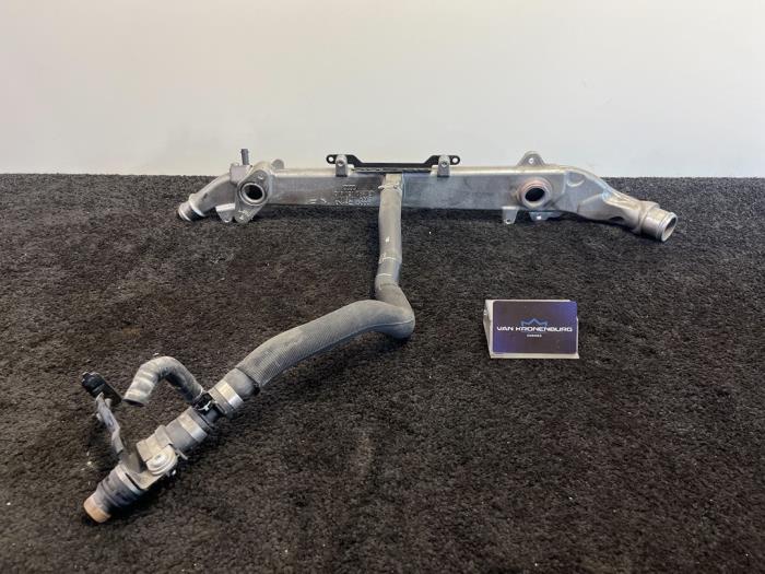 Begagnade Vattenrör Audi RS 5 (8F7) 4.2 V8 32V Pris € 30,00 Inklusive moms erbjuds av Van Kronenburg Engines