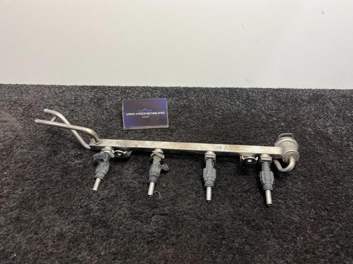Usagé Système d'injection Audi A3 (8L1) 1.8 20V Turbo Prix € 25,00 Prix TTC proposé par Van Kronenburg Engines
