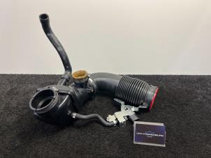Used Air intake hose Mercedes A (W176) 2.2 A-200 CDI, A-200d 16V 4-Matic Price € 25,00 Inclusive VAT offered by Van Kronenburg Engines