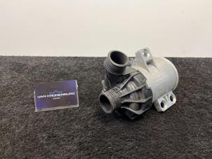 Used Water pump BMW 3 serie (F30) 320i 2.0 16V Price € 99,99 Inclusive VAT offered by Van Kronenburg Engines