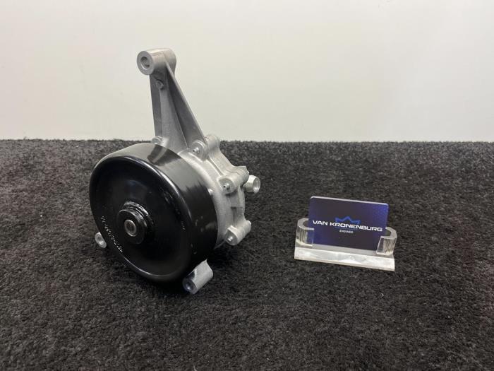 Nya Vattenpump Jaguar S-type (X200) 2.5 V6 24V Pris € 50,00 Inklusive moms erbjuds av Van Kronenburg Engines