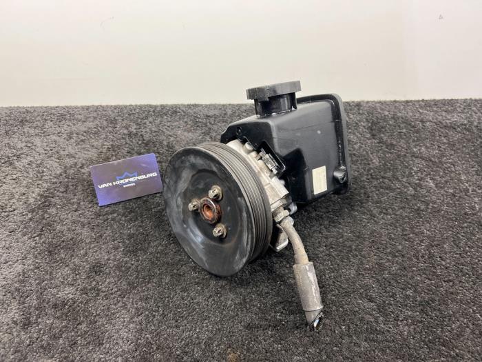 Usagé Pompe de direction Mercedes Sprinter 3,5t (906.63) 311 CDI 16V 4x4 Prix € 54,99 Prix TTC proposé par Van Kronenburg Engines