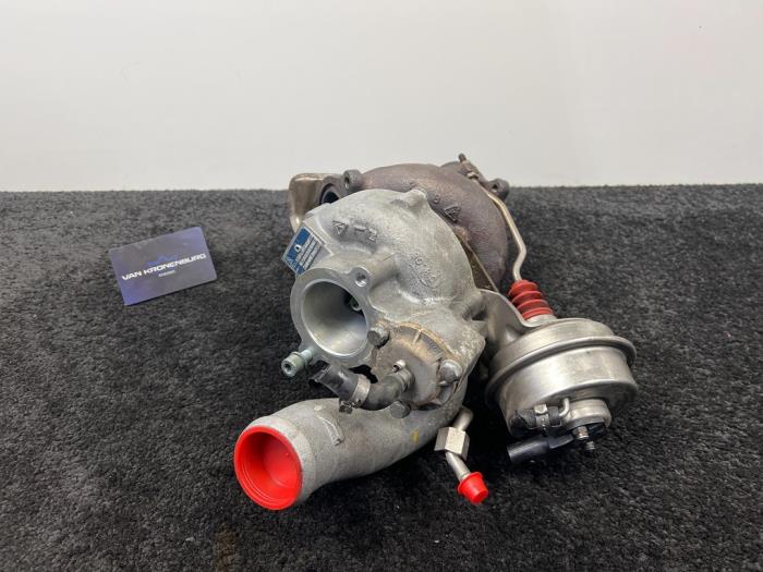 Używane Turbo Bentley Continental GT 6.0 Speed W12 48V Cena € 600,00 Z VAT oferowane przez Van Kronenburg Engines