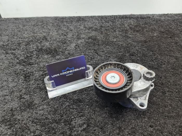 Usados Rodillo tensor correa múltiple Mercedes Vito (639.6) 2.2 110 CDI 16V Euro 5 4x4 Precio € 27,95 IVA incluido ofrecido por Van Kronenburg Engines