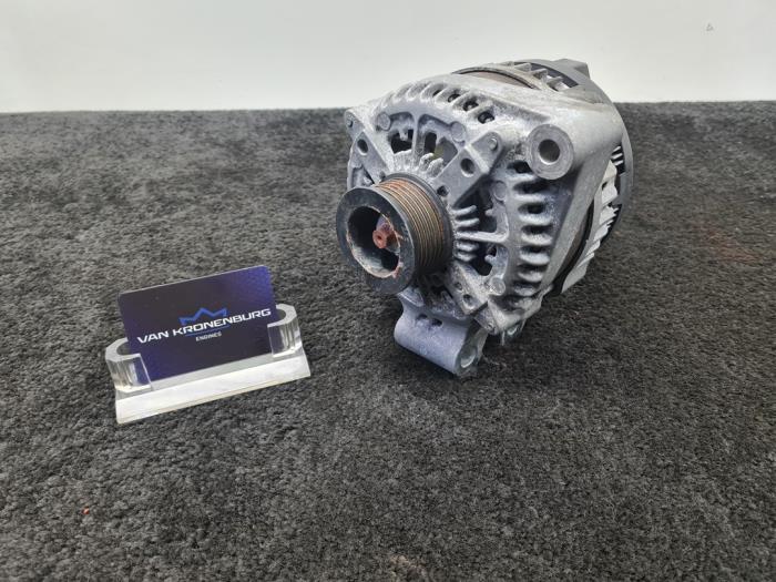 Begagnade Dynamo Landrover Range Rover IV (LG) 4.4 SDV8 32V Pris € 150,00 Inklusive moms erbjuds av Van Kronenburg Engines