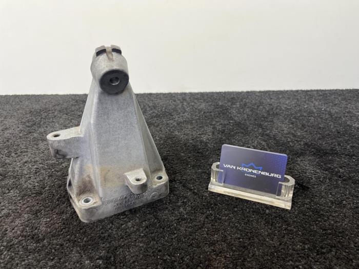 Used Engine mount Mercedes Sprinter 3,5t (906.73) 309 CDI 16V Price € 18,00 Inclusive VAT offered by Van Kronenburg Engines
