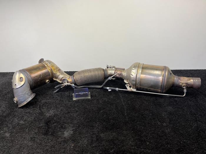 Usagé Catalyseur Volkswagen Golf VIII (CD1) 2.0 GTI 16V Prix € 749,99 Prix TTC proposé par Van Kronenburg Engines