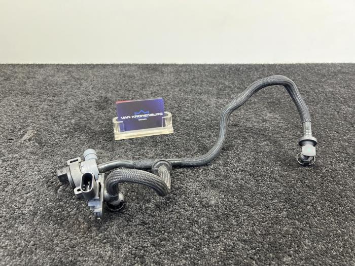Begagnade Sensor (övriga) BMW 5 serie (F10) M5 V8 32V 30 Jahre, Competition Edition Pris € 39,95 Inklusive moms erbjuds av Van Kronenburg Engines