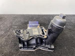 Usagé Boîtier filtre à huile BMW X5 (F15) xDrive 40d 3.0 24V Prix € 75,00 Prix TTC proposé par Van Kronenburg Engines