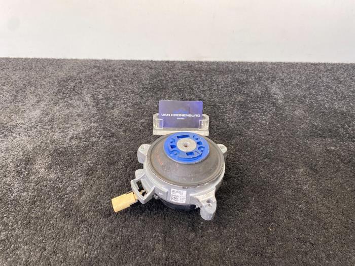 Used Engine mount Audi SQ7 (4MB/4MG) 4.0 TDI V8 32V Price € 70,00 Inclusive VAT offered by Van Kronenburg Engines