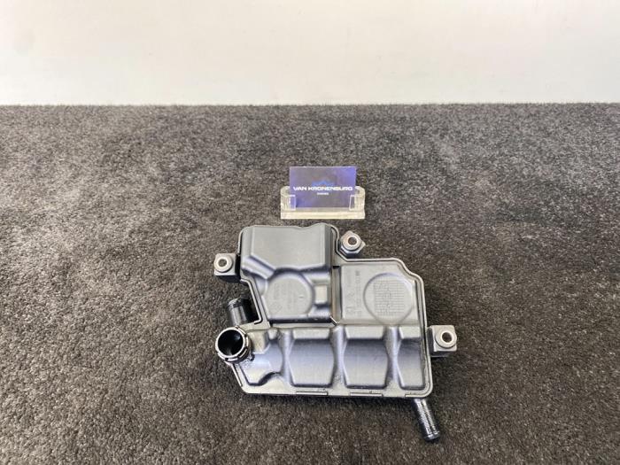 Oil breather separator
