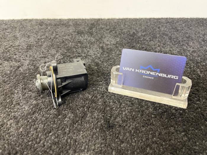 Usagé Régulateur pression turbo BMW 2 serie (F22) M235i 3.0 24V Prix € 58,00 Prix TTC proposé par Van Kronenburg Engines