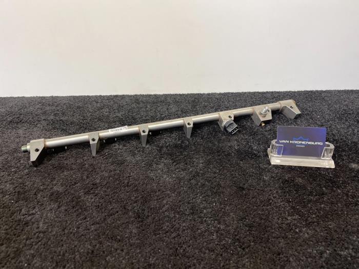 Usagé Système d'injection BMW 7 serie (E65/E66/E67) 760i,Li 6.0 V12 48V Prix € 99,99 Prix TTC proposé par Van Kronenburg Engines