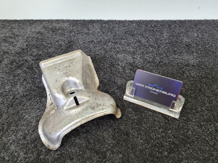 Begagnade Värmesköld Mercedes S (W220) 5.8 S-600L V12 36V Pris € 29,95 Inklusive moms erbjuds av Van Kronenburg Engines