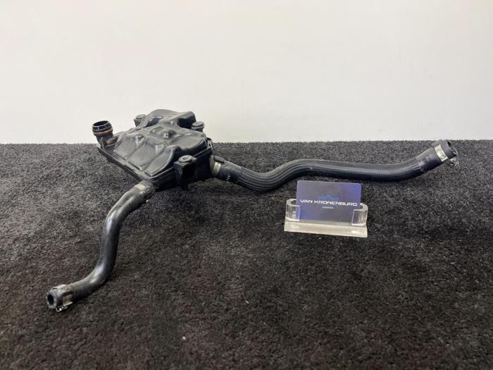 Usagé Ventilation carter Landrover Range Rover Evoque (LVJ/LVS) 2.2 SD4 16V 5-drs. Prix € 59,99 Prix TTC proposé par Van Kronenburg Engines