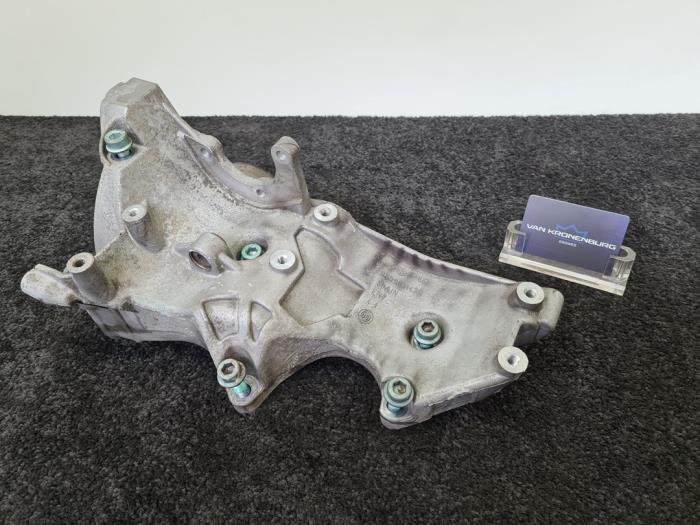 Gebrauchte Dynamostütze oben Audi A6 (C6) 2.0 T FSI 16V Preis € 35,01 Mit Mehrwertsteuer angeboten von Van Kronenburg Engines