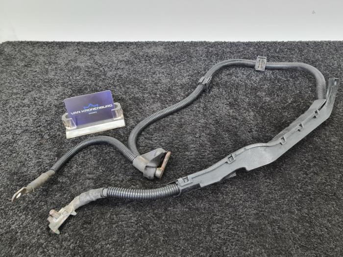 Begagnade Kablage Porsche 911 (997) 3.6 24V Carrera 4 Pris € 50,00 Inklusive moms erbjuds av Van Kronenburg Engines