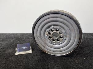 Used Dual mass flywheel Mercedes A (177.0) 2.0 A-200d 4Matic Price € 249,95 Inclusive VAT offered by Van Kronenburg Engines