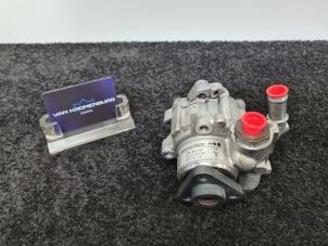 Used Power steering pump Audi A4 (B7) 1.9 TDI Price € 28,96 Inclusive VAT offered by Van Kronenburg Engines