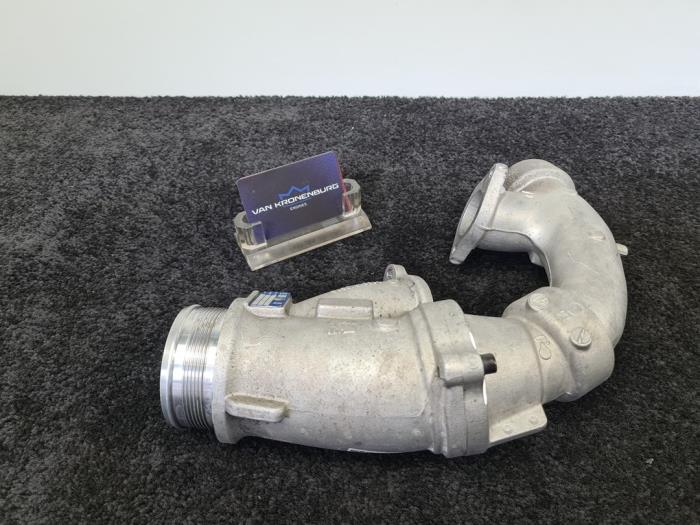 Gebrauchte Turbo Rohr Volkswagen Crafter (SY) 2.0 TDI 4Motion Preis € 120,00 Mit Mehrwertsteuer angeboten von Van Kronenburg Engines