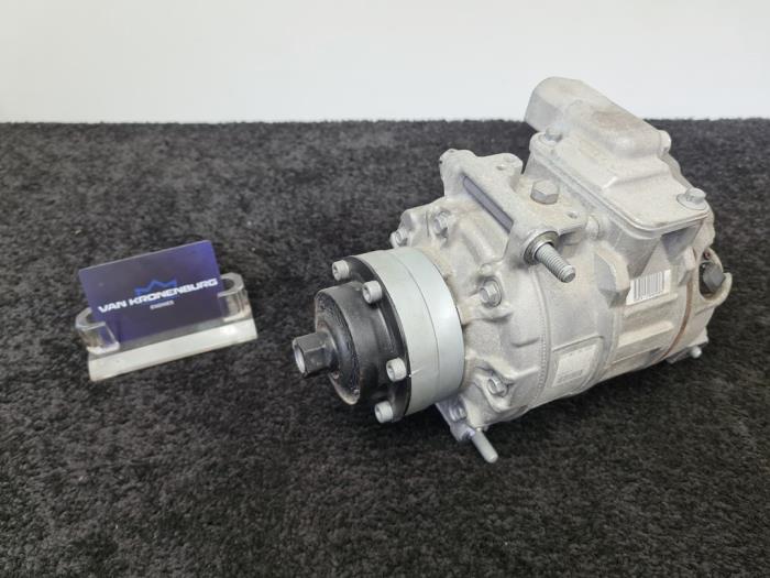 Usagé Compresseur de clim Audi RS 4 Avant (B8) 4.2 V8 32V Prix € 130,00 Prix TTC proposé par Van Kronenburg Engines