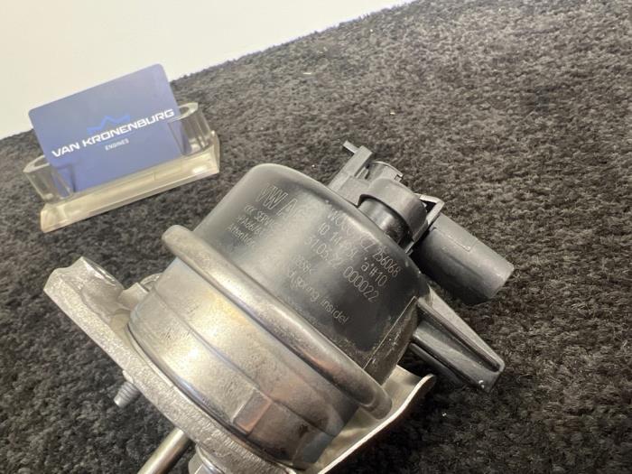Actuator electric (Turbo) from a Volkswagen Crafter 2018