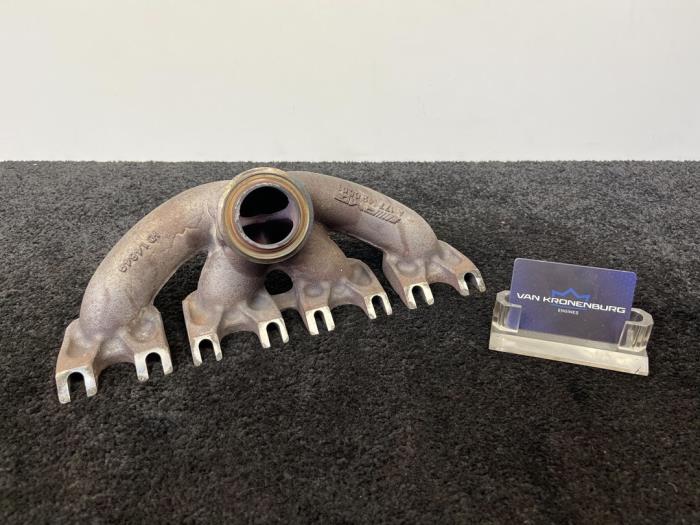 Gebrauchte Abgaskrümmer Mercedes C (W205) C-63 AMG 4.0 V8 Biturbo Preis € 350,00 Mit Mehrwertsteuer angeboten von Van Kronenburg Engines