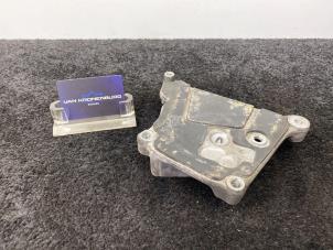 Engine mount from a Land Rover Range Rover Sport (LS) 4.2 V8 32V Supercharged