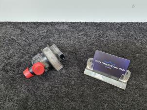 Usados Bomba de agua adicional Audi A3 Quattro (8P1) 2.0 16V TFSI Precio € 34,50 IVA incluido ofrecido por Van Kronenburg Engines