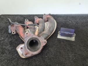 Usagé Tubulure d'échappement Renault Modus/Grand Modus (JP) 1.4 16V Prix € 25,00 Prix TTC proposé par Van Kronenburg Engines