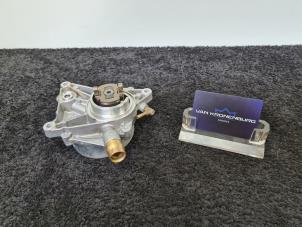 Used Vacuum pump (petrol) Porsche Panamera (970) 4.8 V8 32V GTS Price € 35,01 Inclusive VAT offered by Van Kronenburg Engines