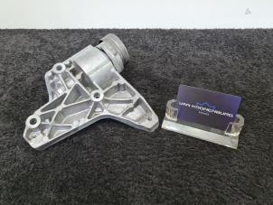 Used Air conditioning bracket Volkswagen Polo V (6R) 1.2 TSI Price € 14,00 Inclusive VAT offered by Van Kronenburg Engines