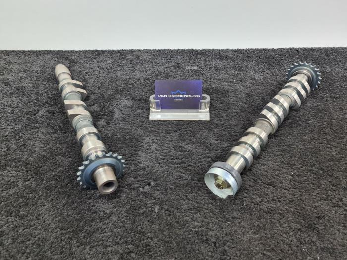 Neue Nockenwelle Set Volkswagen Crafter 2.5 TDI 30/32/35 Preis € 242,00 Mit Mehrwertsteuer angeboten von Van Kronenburg Engines