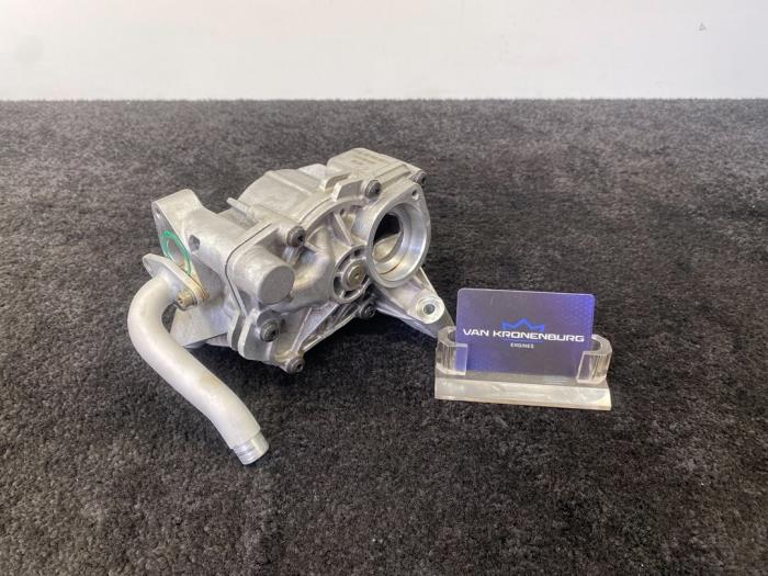 Używane Pompa oleju BMW Rózne Cena na żądanie oferowane przez Van Kronenburg Engines