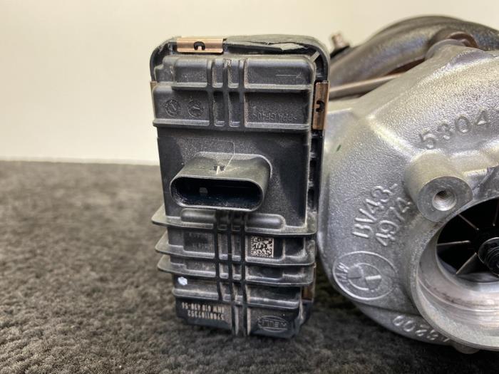 Turbo BMW 5 serie M550d xDrive 24V - 8583634 B57D30C BORGWARNER