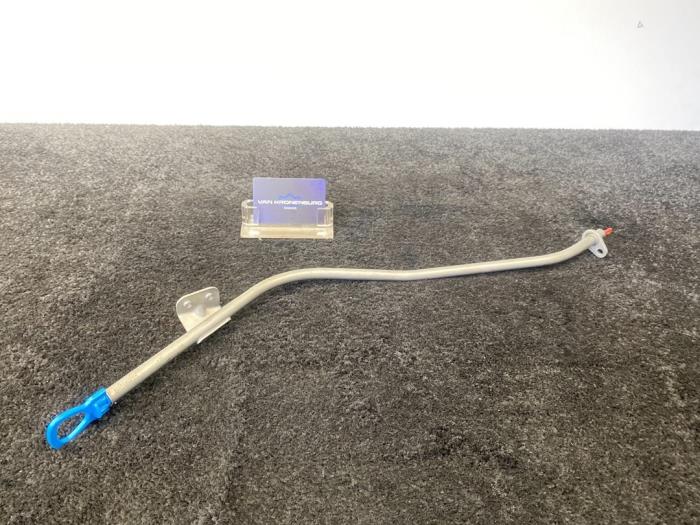 Gebrauchte Ölmessstab Mercedes E (W212) E-200 CDI 16V BlueEfficiency,BlueTEC Preis € 19,95 Mit Mehrwertsteuer angeboten von Van Kronenburg Engines