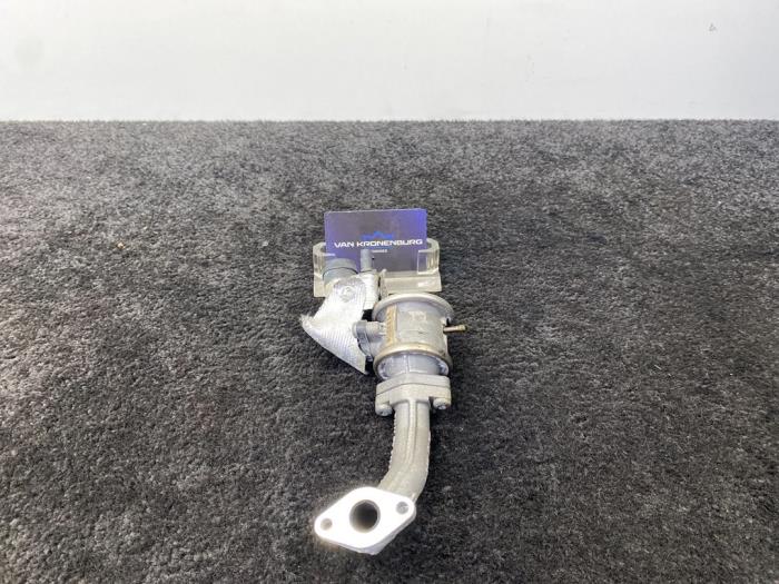 Gebrauchte AGR Ventil Audi RS 4 Avant (B8) 4.2 V8 32V Preis € 35,01 Mit Mehrwertsteuer angeboten von Van Kronenburg Engines