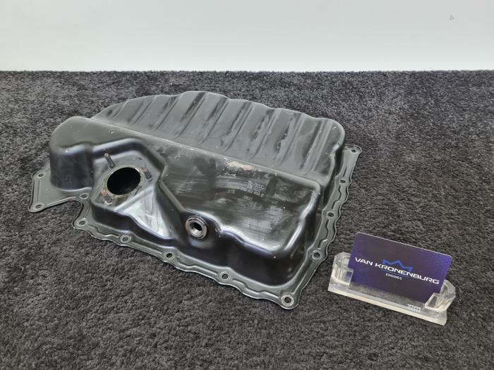 Gebrauchte Ölwanne Audi A3 Sportback (8PA) 1.8 TFSI 16V Preis € 25,00 Mit Mehrwertsteuer angeboten von Van Kronenburg Engines