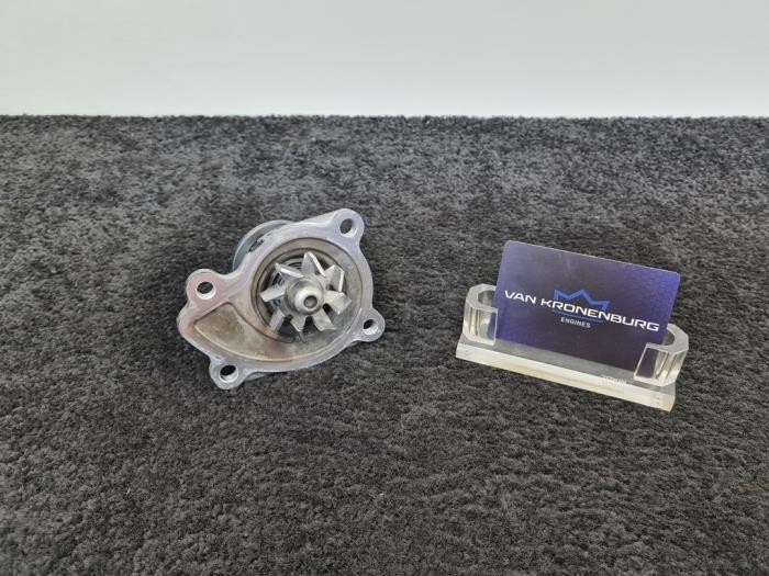 Begagnade Vattenpump Renault Captur I (2R) 0.9 Energy TCE 12V Pris € 24,95 Inklusive moms erbjuds av Van Kronenburg Engines