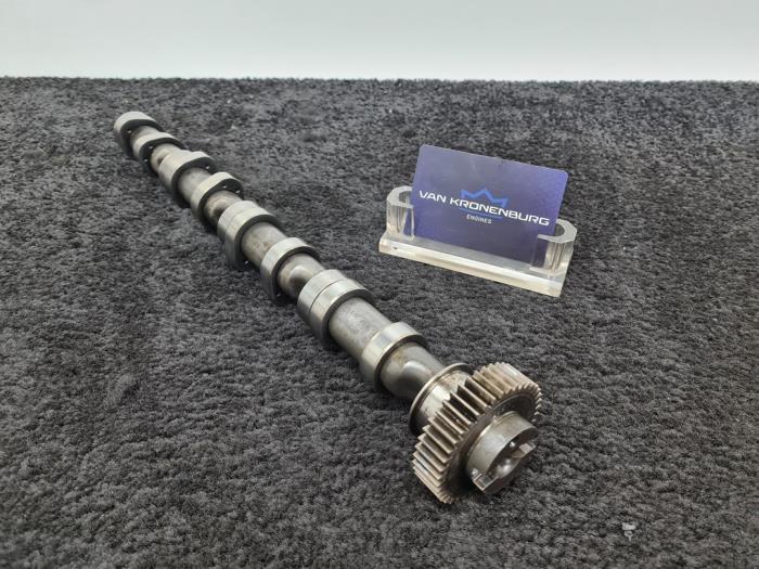 Usagé Arbre à cames Volkswagen Golf VI Variant (AJ5/1KA) 2.0 GTD 16V Prix € 140,00 Prix TTC proposé par Van Kronenburg Engines
