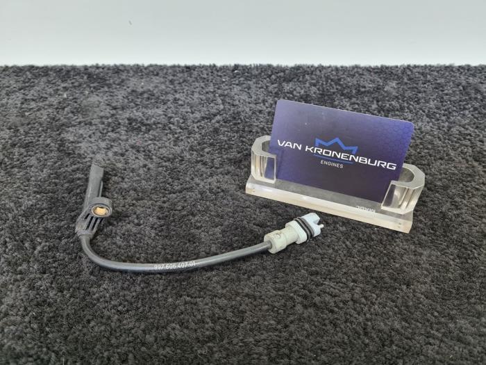 Begagnade ABS-sensor Porsche 911 (997) 3.8 24V Carrera 4 GTS Pris € 40,00 Inklusive moms erbjuds av Van Kronenburg Engines