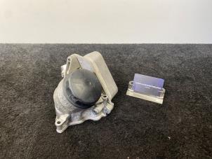 Used Oil filter housing BMW 1 serie (F20) M135i xDrive 3.0 24V Price € 39,95 Inclusive VAT offered by Van Kronenburg Engines